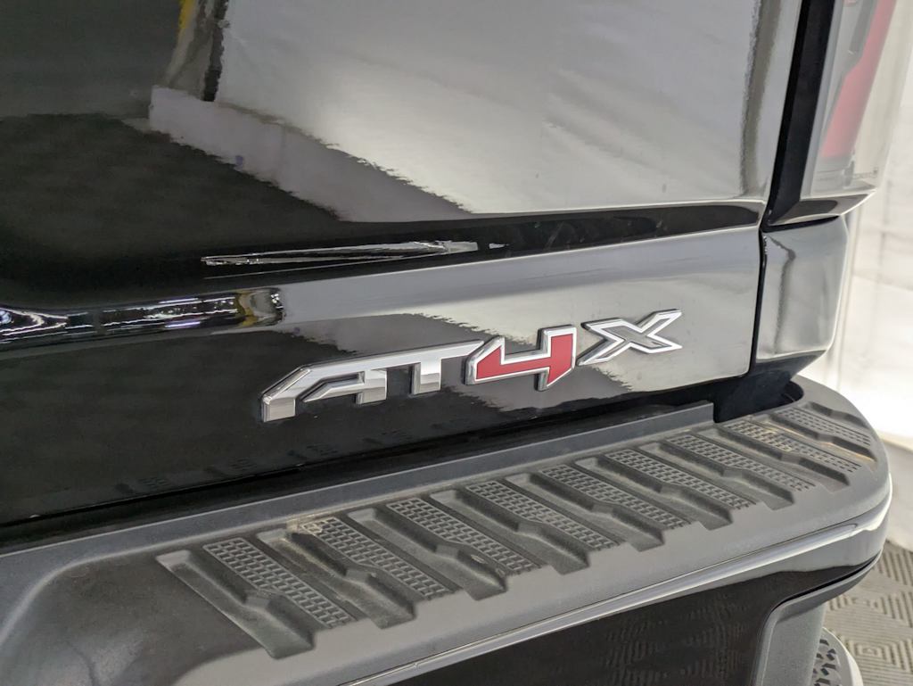 Thumbnail: 2024 GMC Sierra 2500 - 25