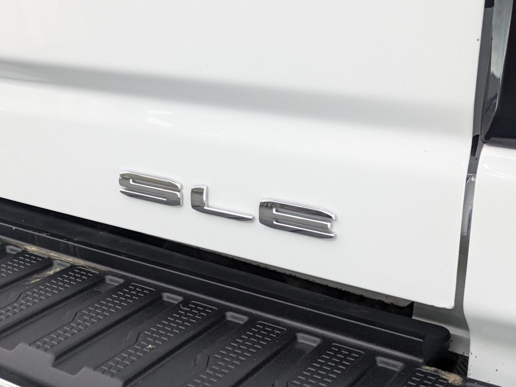 Thumbnail: 2025 GMC Sierra 3500 - 7