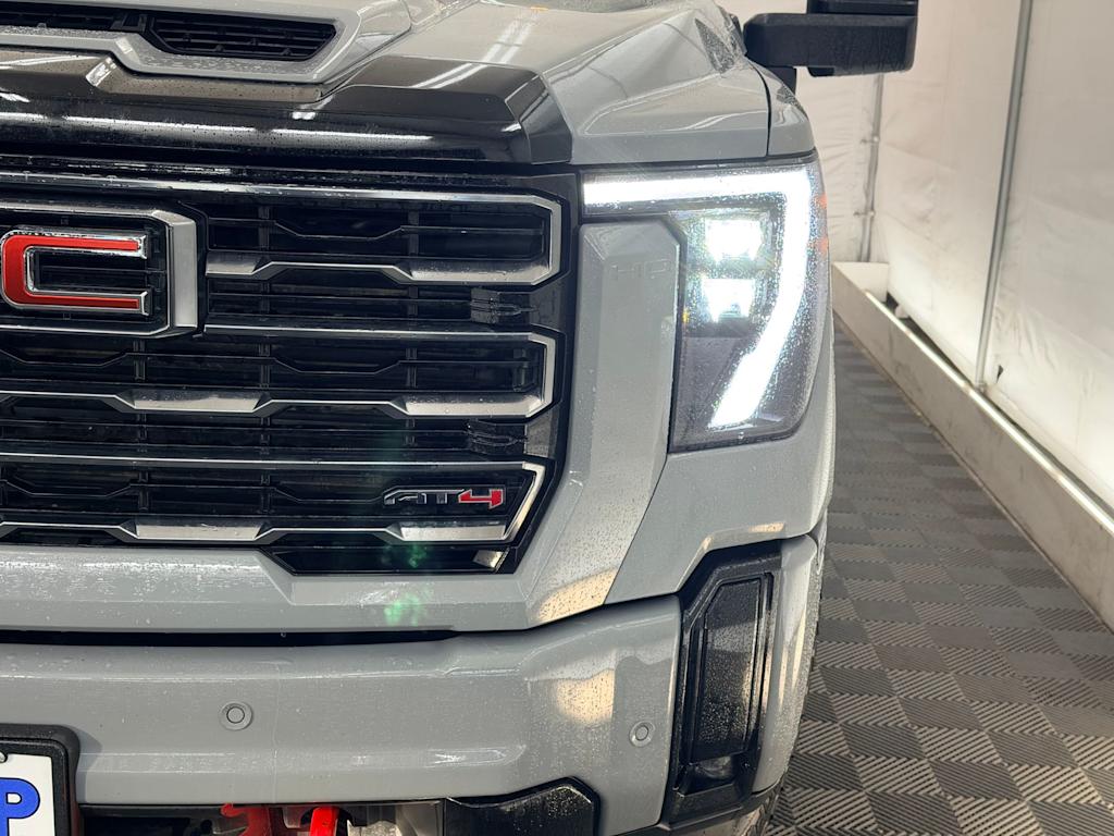 Thumbnail: 2025 GMC Sierra 3500 - 16