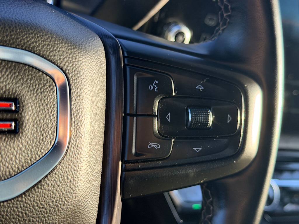 Thumbnail: 2025 GMC Sierra 3500 - 33