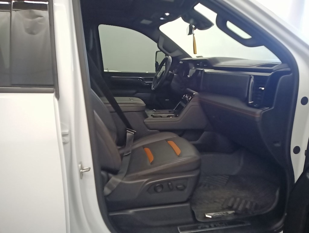 Thumbnail: 2025 GMC Sierra 3500 - 6