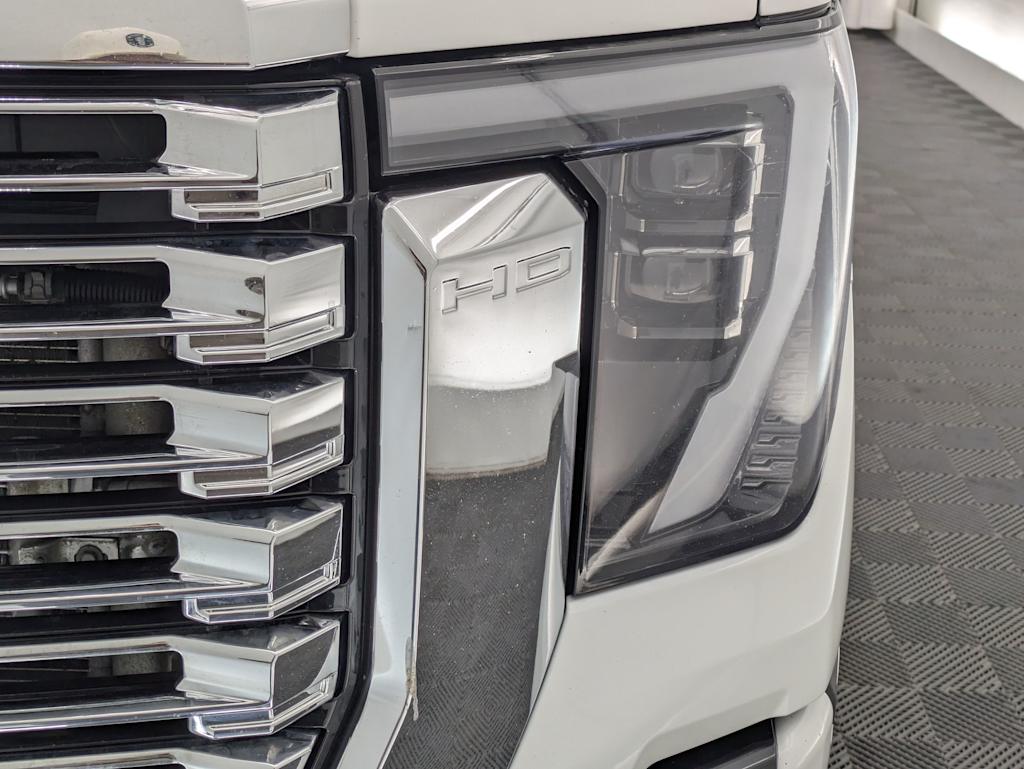 Thumbnail: 2025 GMC Sierra 3500 - 22