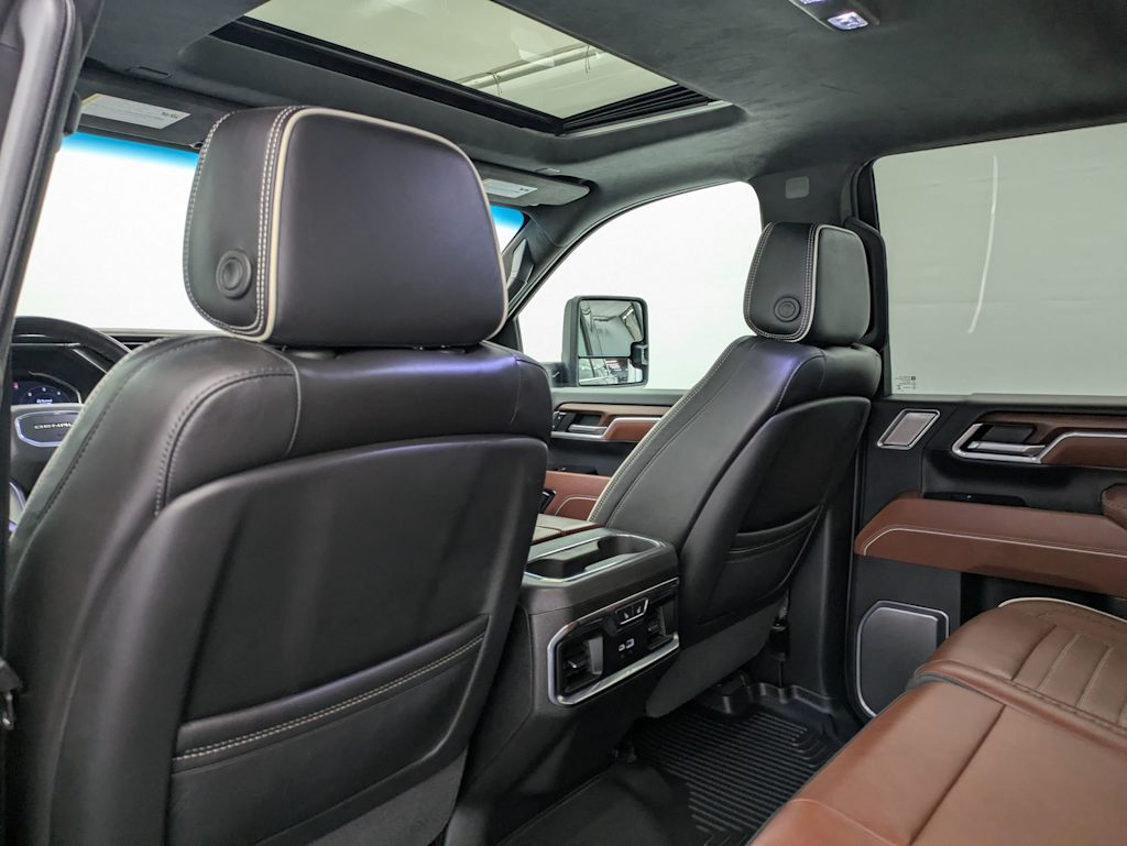 Thumbnail: 2025 GMC Sierra 3500 - 13