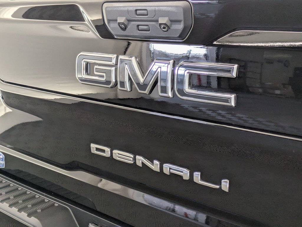 Thumbnail: 2025 GMC Sierra 3500 - 27