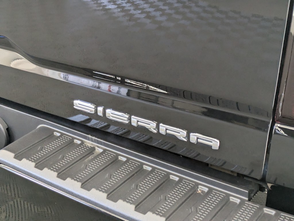 Thumbnail: 2025 GMC Sierra 3500 - 26