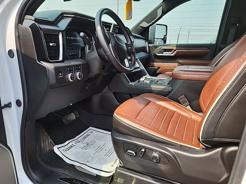 Thumbnail: 2025 GMC Sierra 3500 - 5