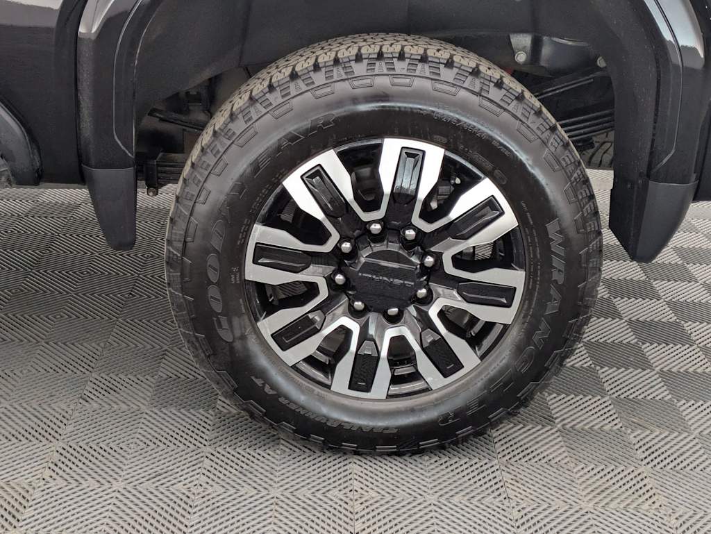 Thumbnail: 2025 GMC Sierra 3500 - 8