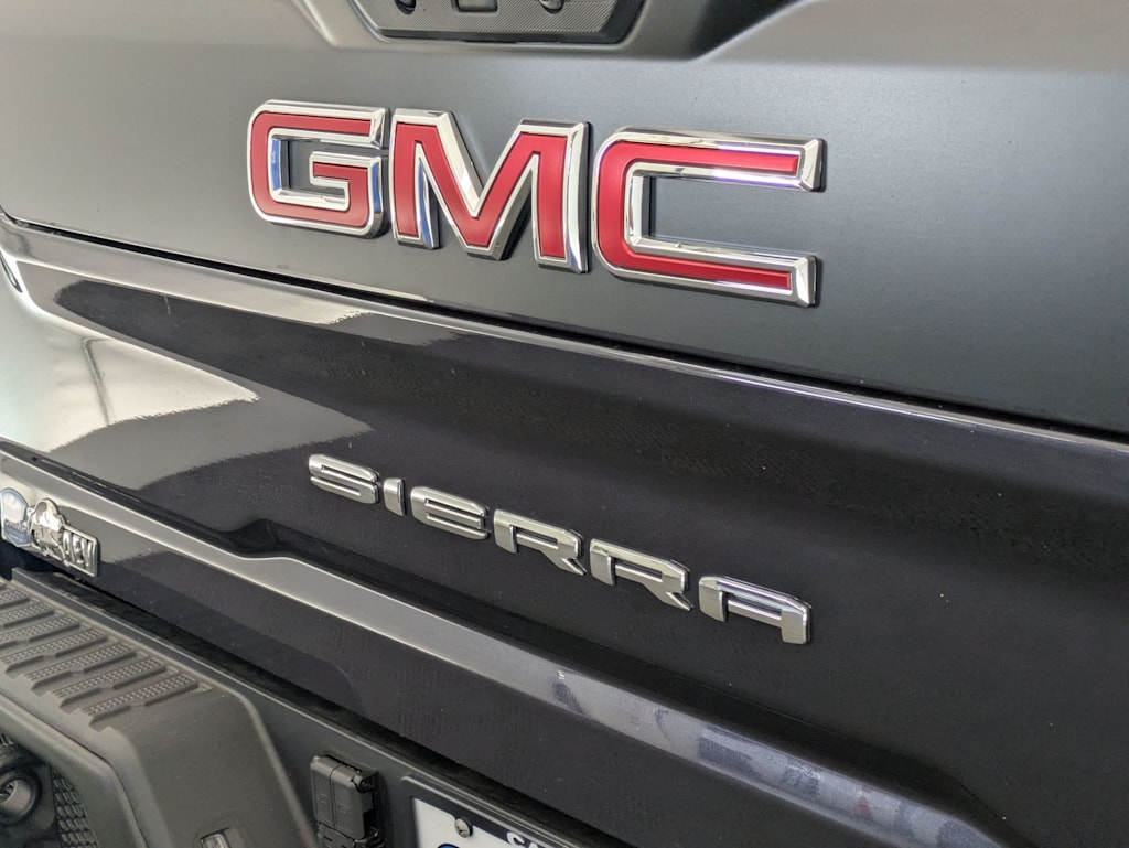 Thumbnail: 2025 GMC Sierra 2500 - 27