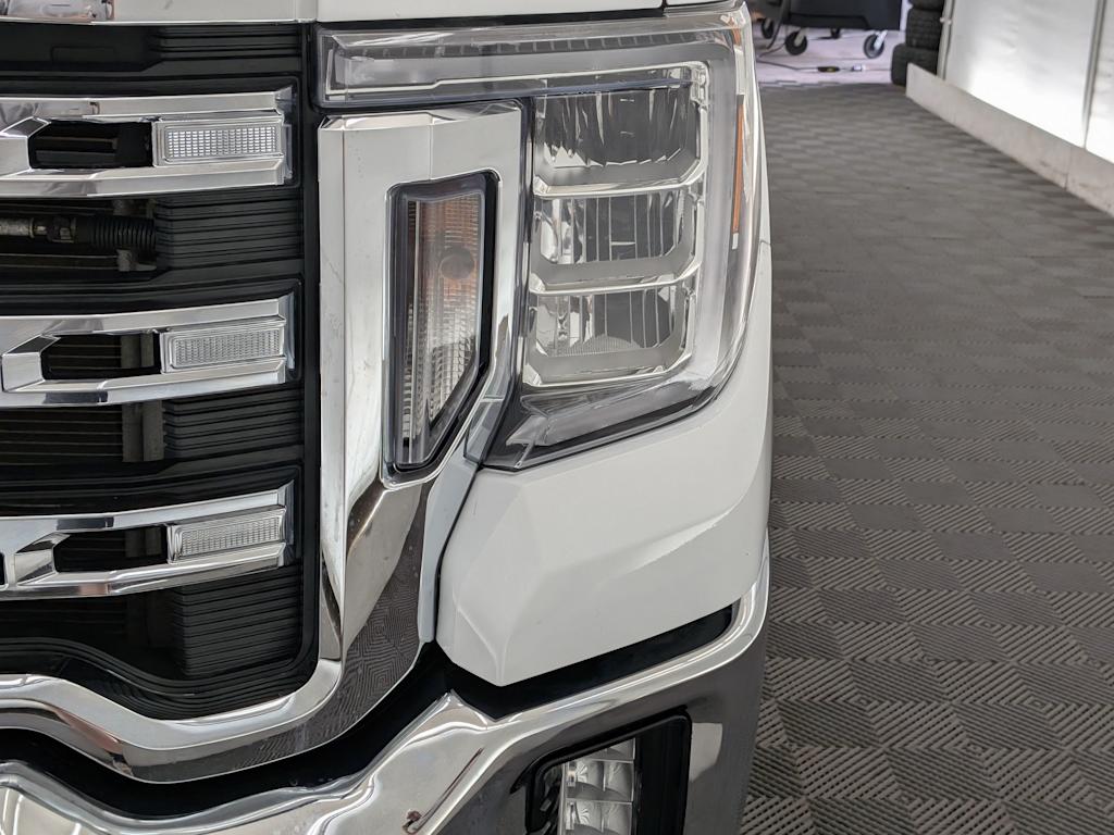 Thumbnail: 2020 GMC Sierra 3500 - 22