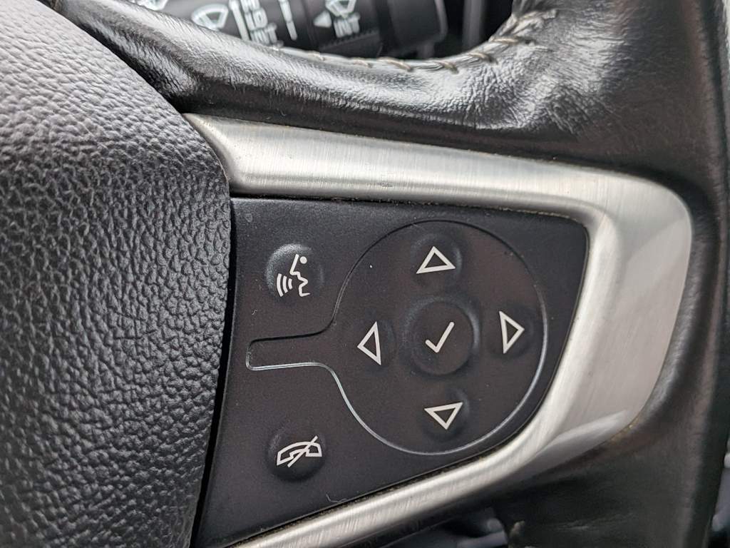 Thumbnail: 2017 GMC Canyon - 32