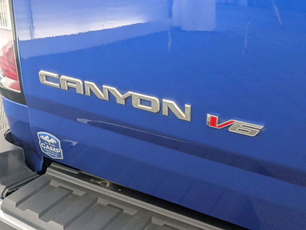 Thumbnail: 2018 GMC Canyon - 25