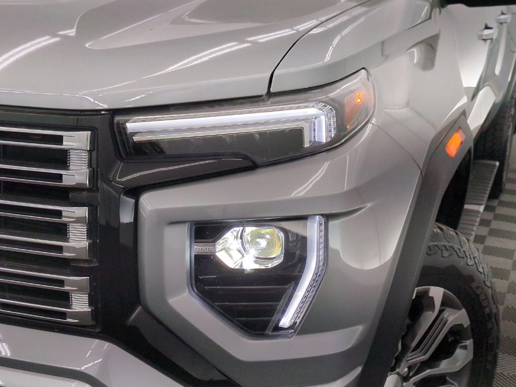 Thumbnail: 2025 GMC Canyon - 24
