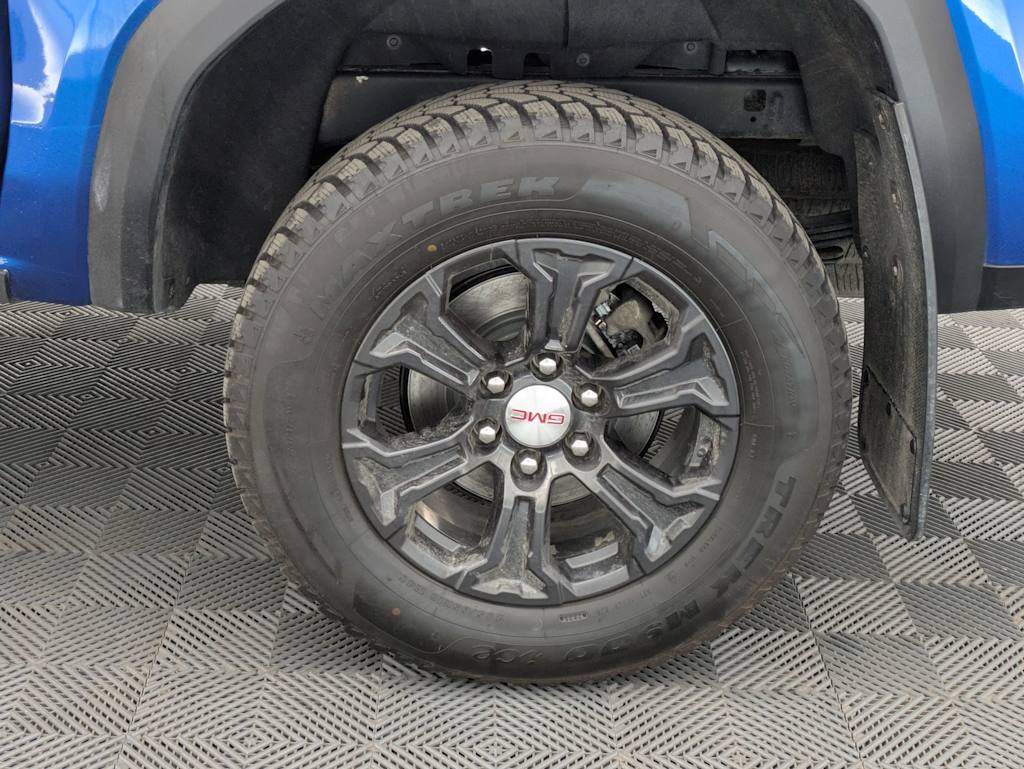 Thumbnail: 2024 GMC Canyon - 8
