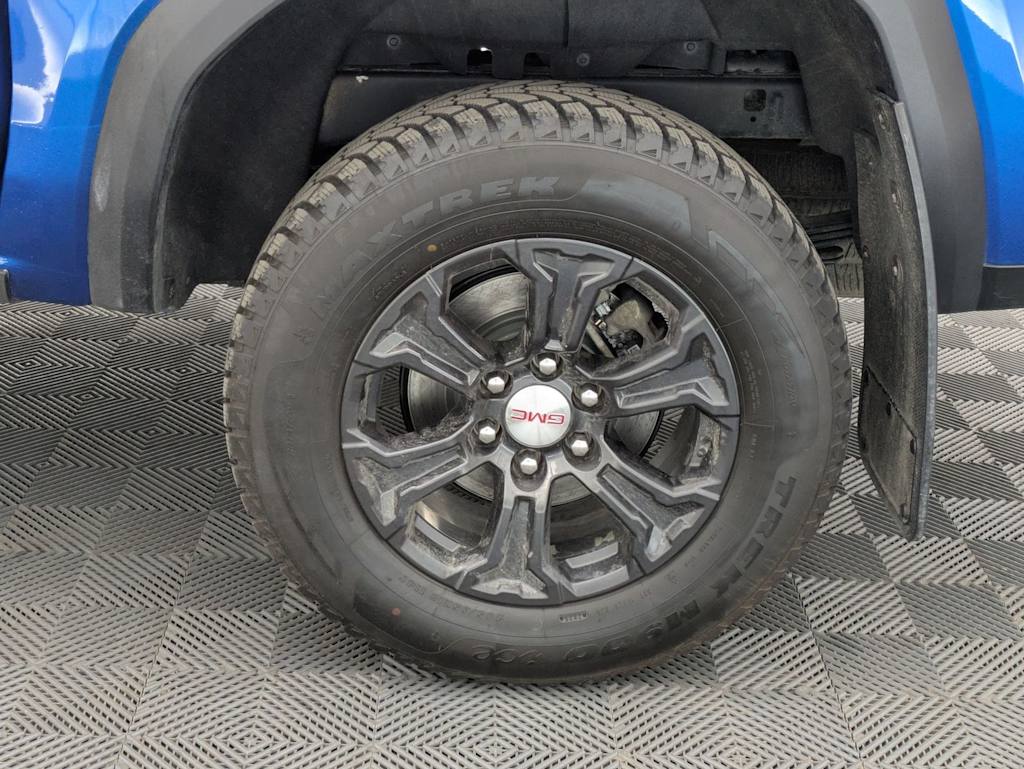 Thumbnail: 2024 GMC Canyon - 8