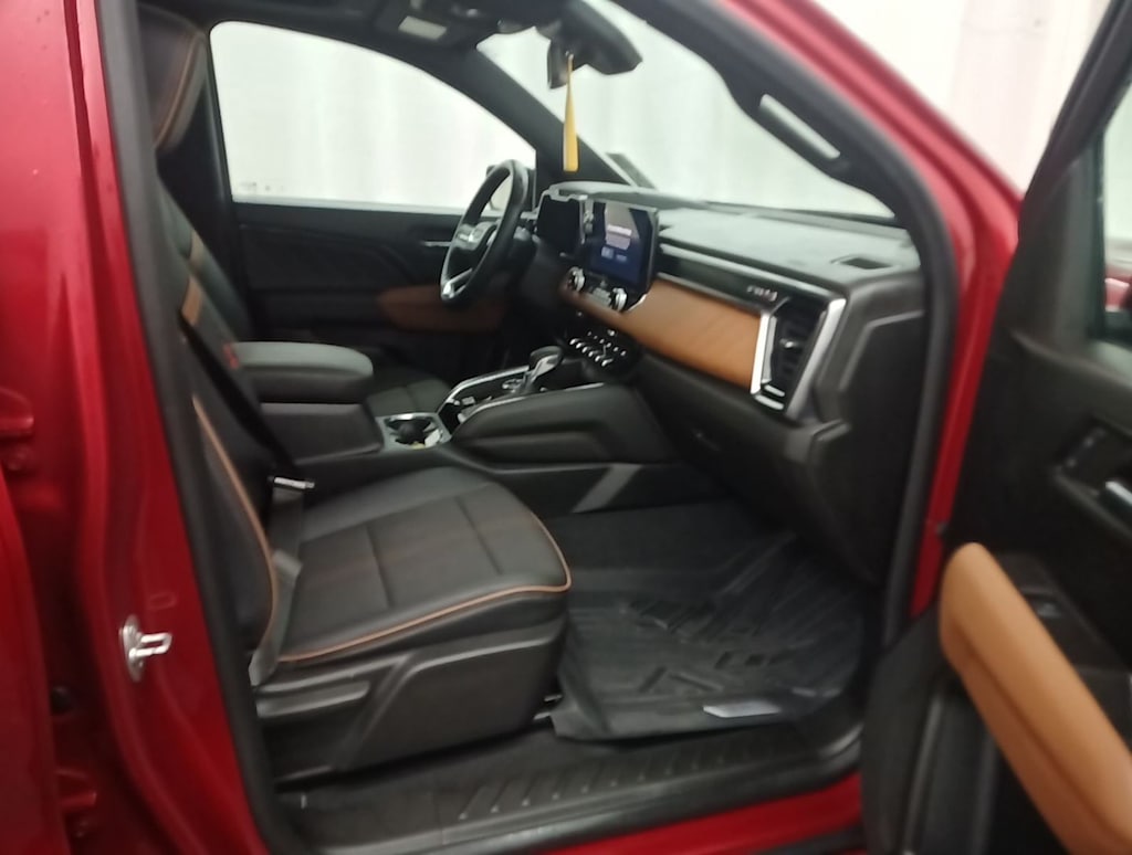 Thumbnail: 2024 GMC Canyon - 8