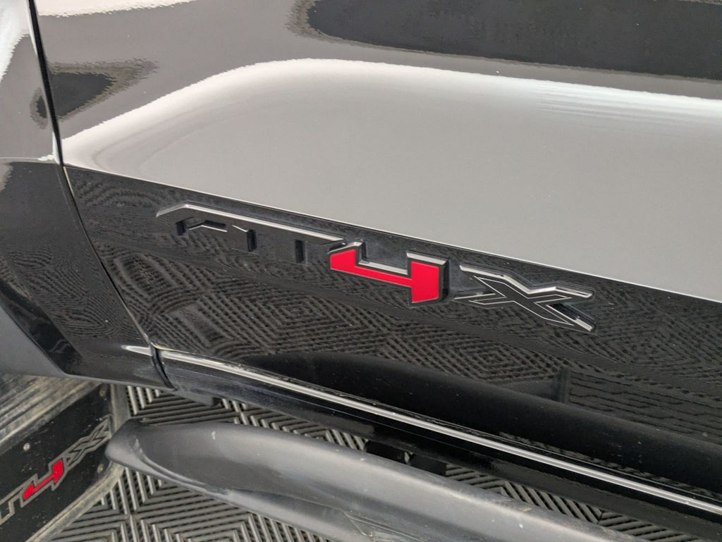 Thumbnail: 2024 GMC Canyon - 6
