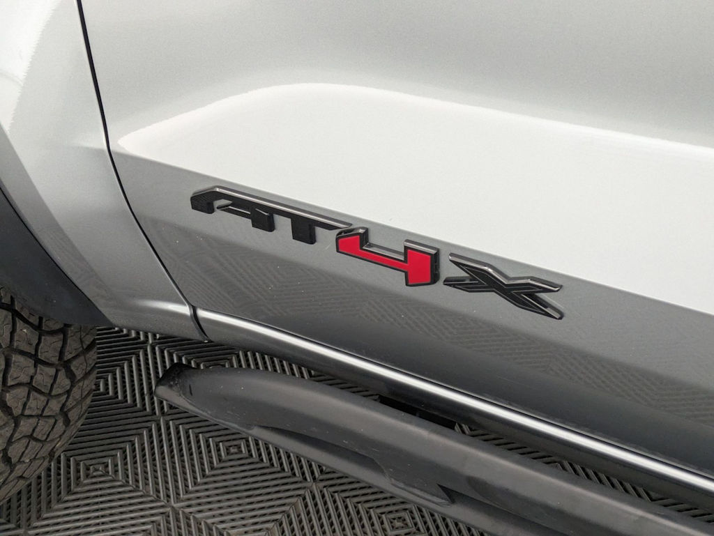 Thumbnail: 2023 GMC Canyon - 7