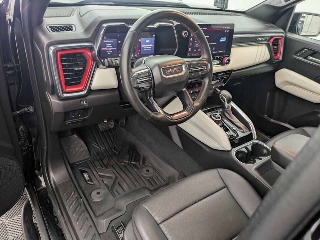 Thumbnail: 2024 GMC Canyon - 2