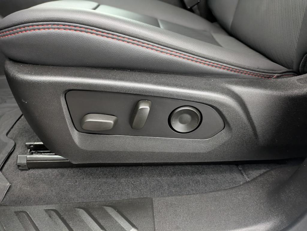 2024 GMC Canyon AT4X 26