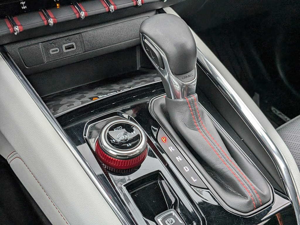 Thumbnail: 2024 GMC Canyon - 16