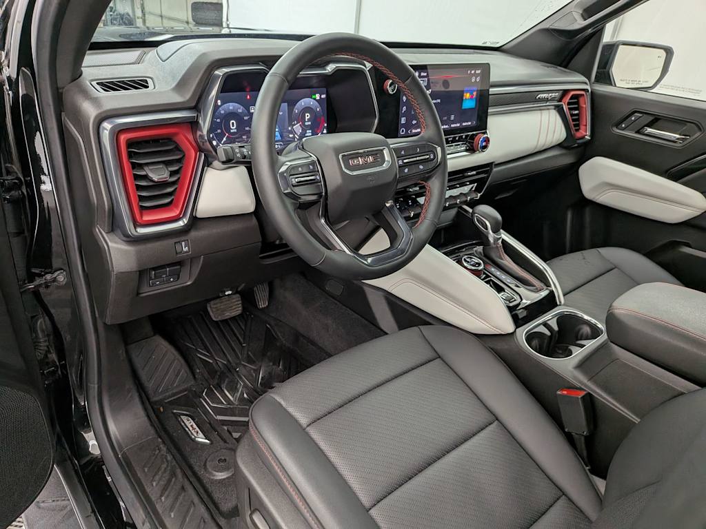 Thumbnail: 2024 GMC Canyon - 2