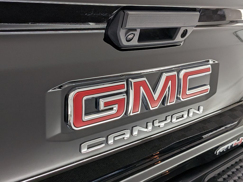 Thumbnail: 2024 GMC Canyon - 25