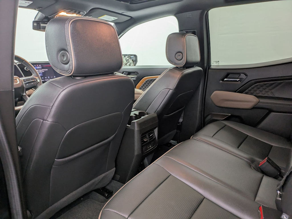 Thumbnail: 2024 GMC Canyon - 13