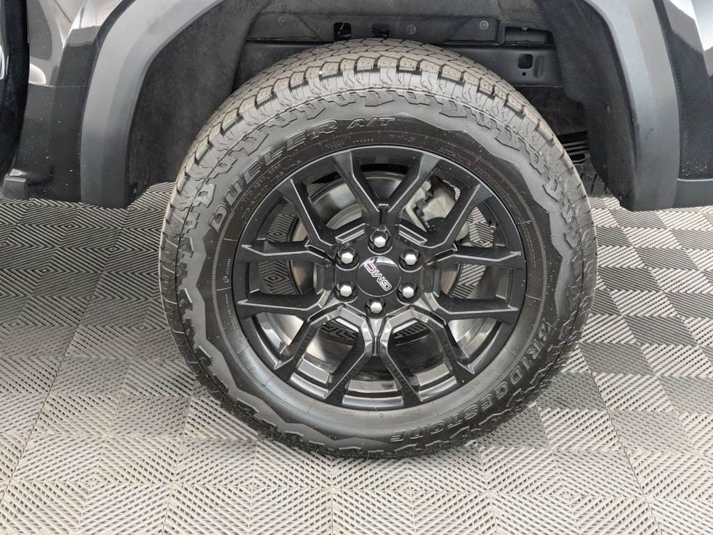 Thumbnail: 2024 GMC Canyon - 8
