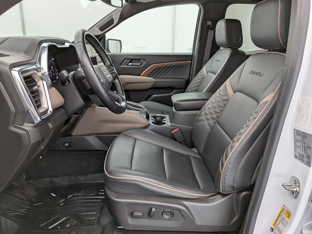 Thumbnail: 2024 GMC Canyon - 11