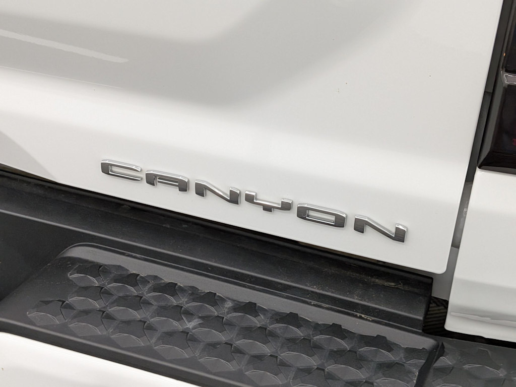 Thumbnail: 2024 GMC Canyon - 23