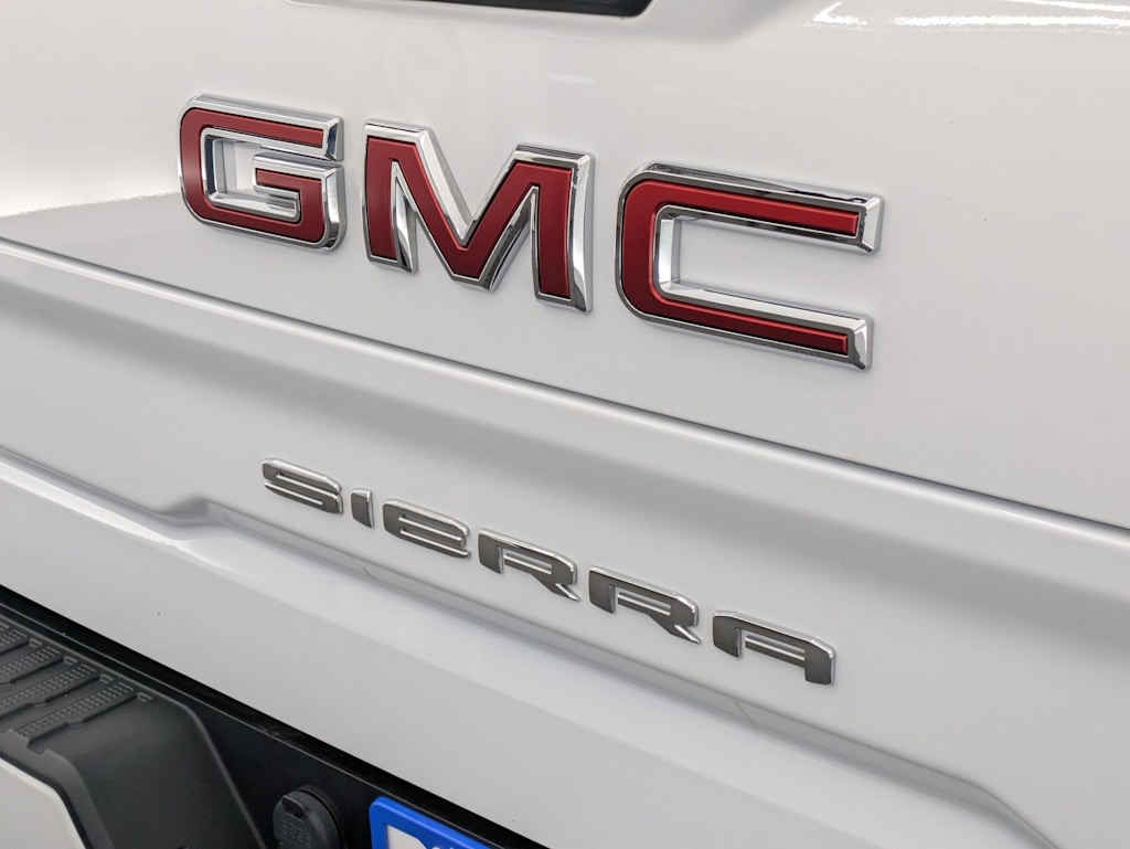 Thumbnail: 2021 GMC Sierra 1500 - 24