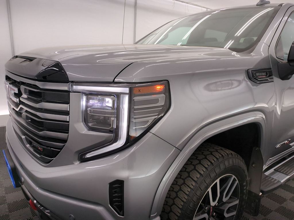 Thumbnail: 2025 GMC Sierra 1500 - 24
