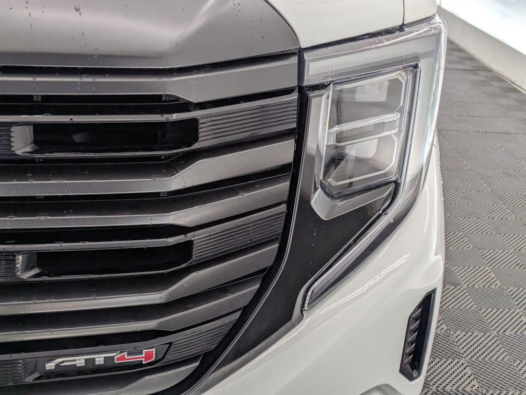 Thumbnail: 2024 GMC Sierra 1500 - 24