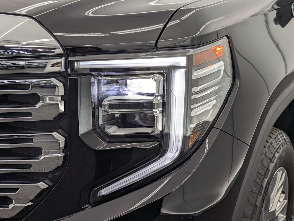 Thumbnail: 2025 GMC Sierra 1500 - 24