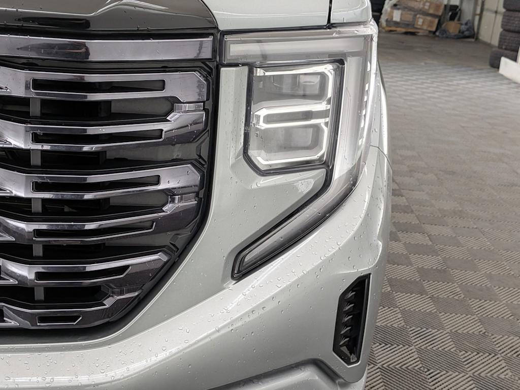 Thumbnail: 2025 GMC Sierra 1500 - 24