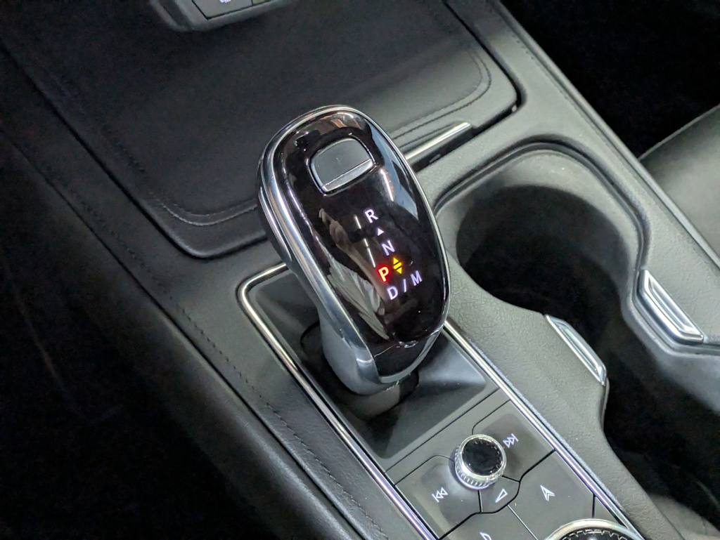 Thumbnail: 2023 Cadillac XT4 - 38