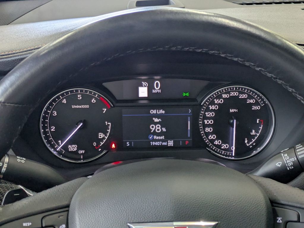 Thumbnail: 2023 Cadillac XT4 - 16