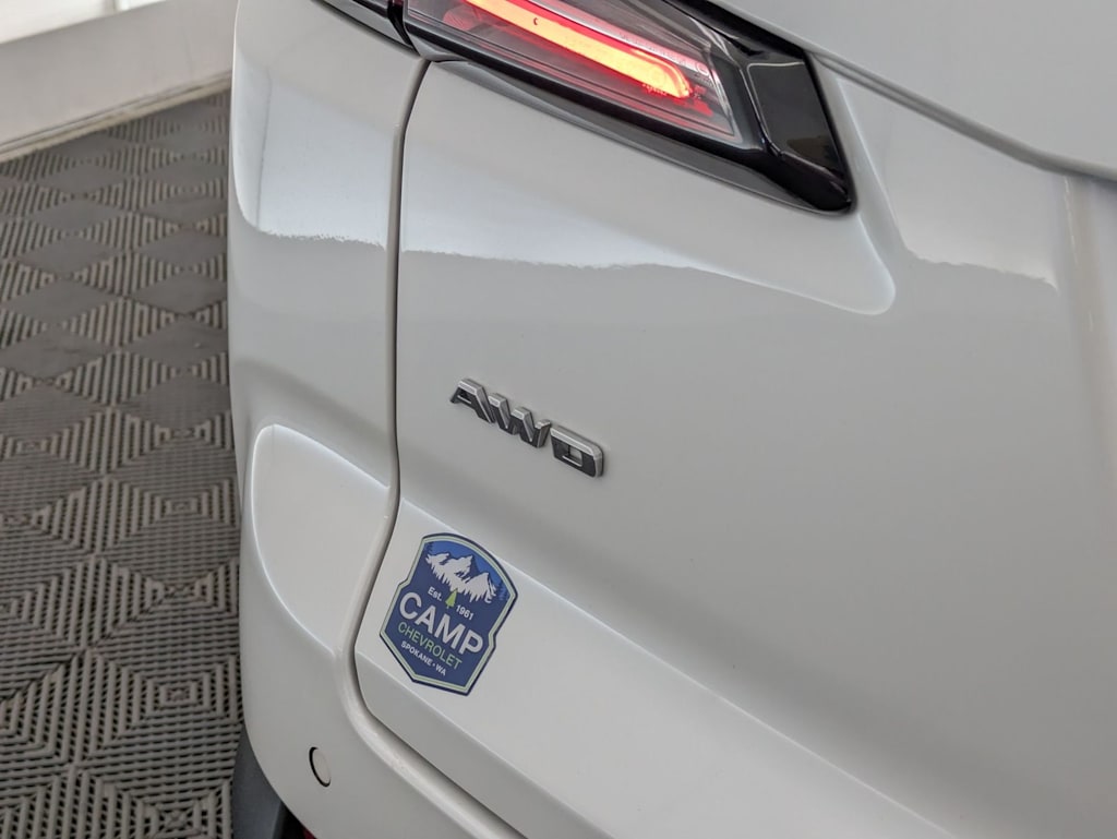 Thumbnail: 2023 Cadillac XT4 - 27