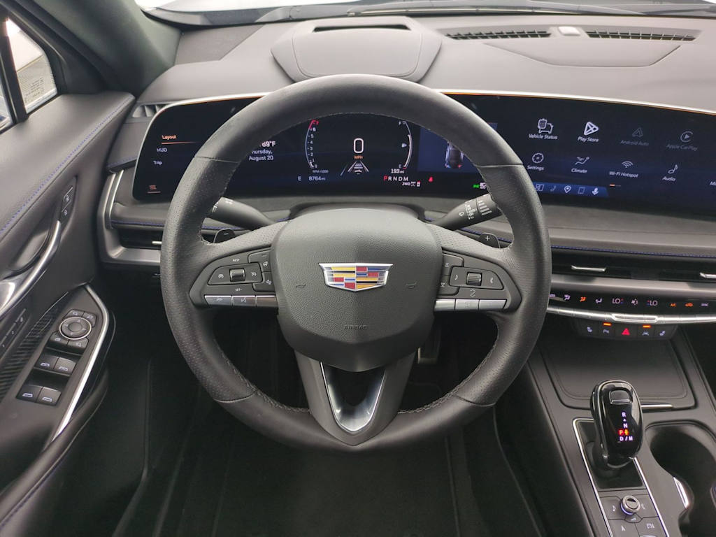 Thumbnail: 2025 Cadillac XT4 - 14