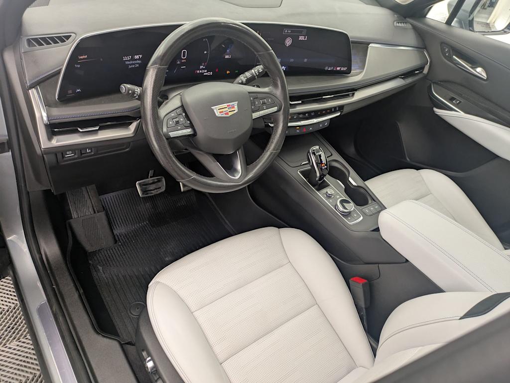 Thumbnail: 2024 Cadillac XT4 - 2