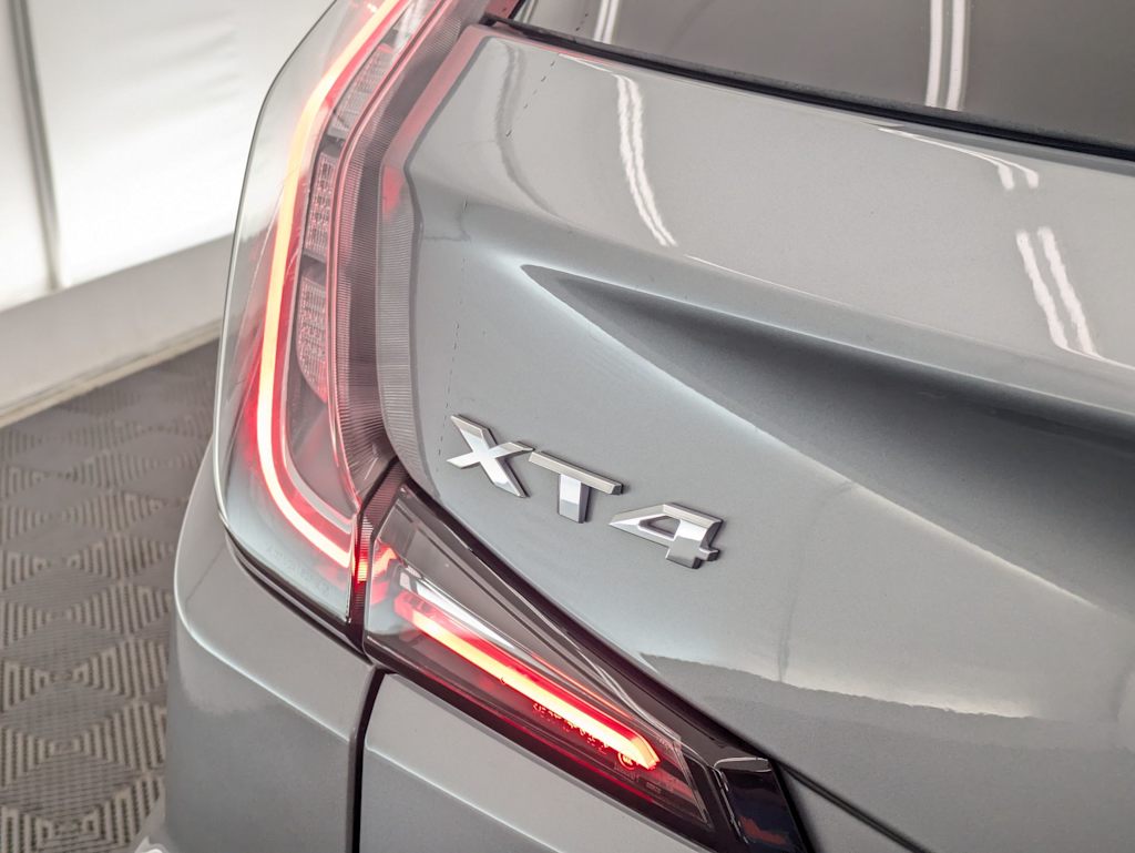 Thumbnail: 2024 Cadillac XT4 - 26