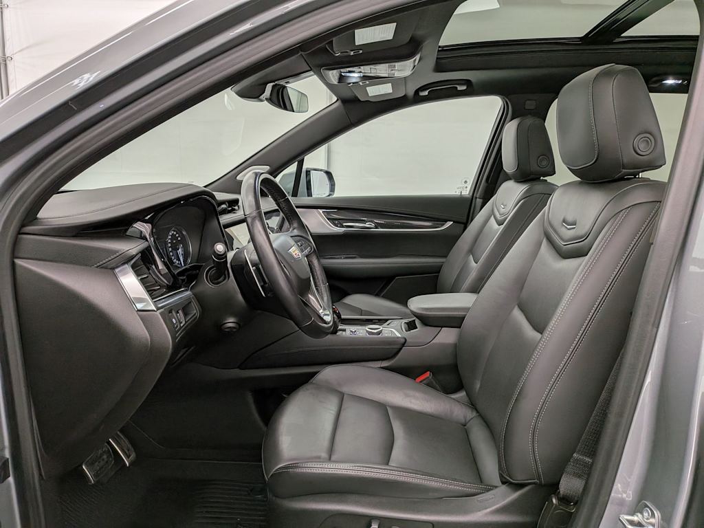 Thumbnail: 2024 Cadillac XT6 - 11