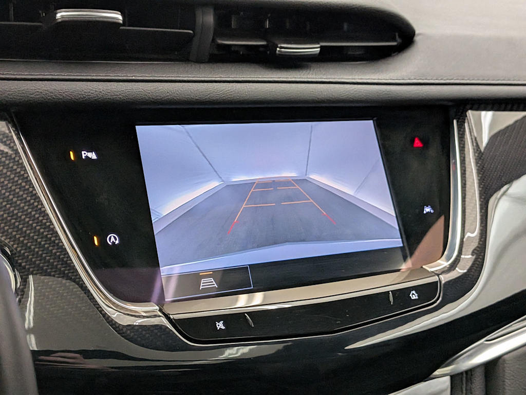 Thumbnail: 2024 Cadillac XT6 - 36