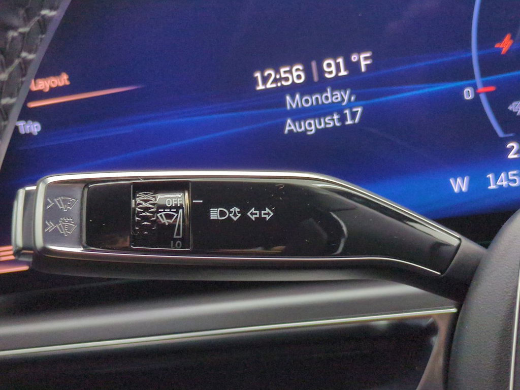 Thumbnail: 2024 Cadillac Lyriq - 15
