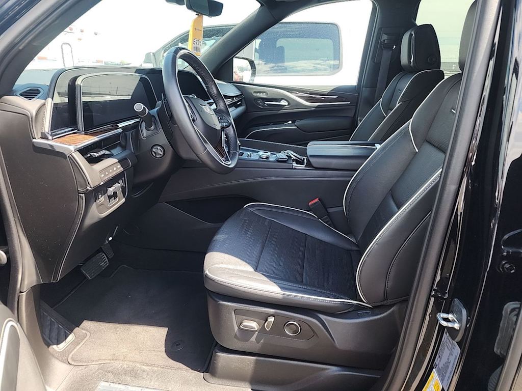 Thumbnail: 2023 Cadillac Escalade - 5