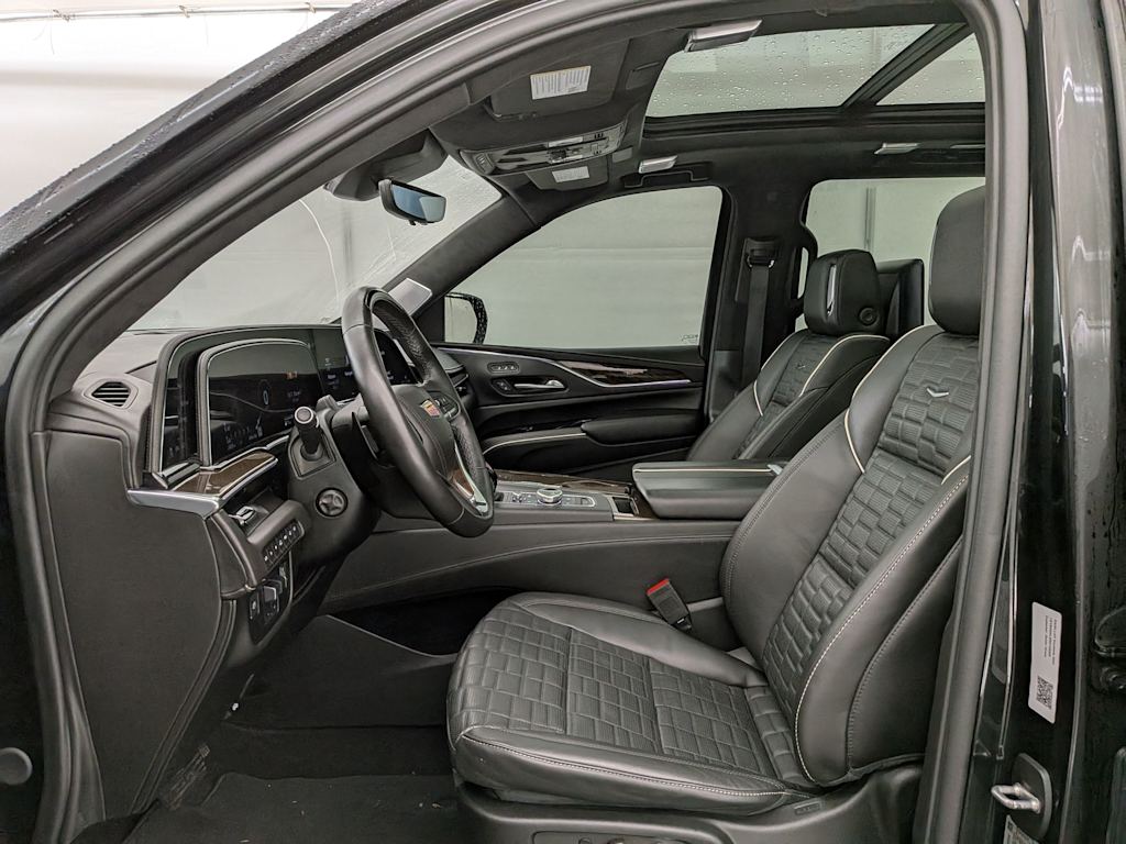 Thumbnail: 2024 Cadillac Escalade - 11