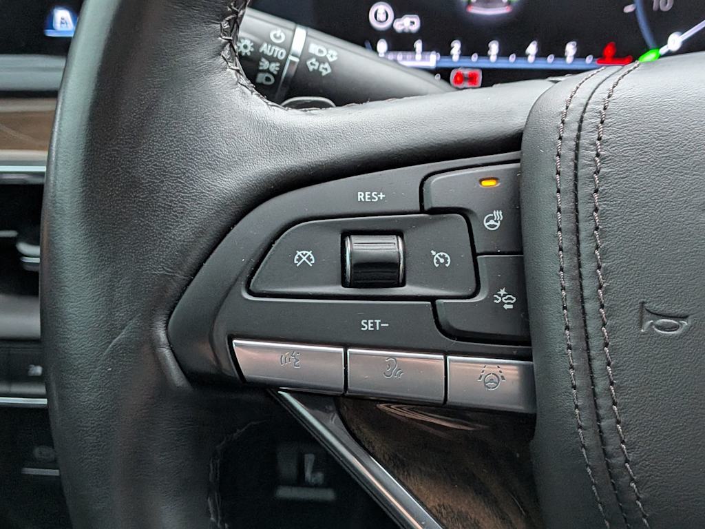 Thumbnail: 2024 Cadillac Escalade - 31