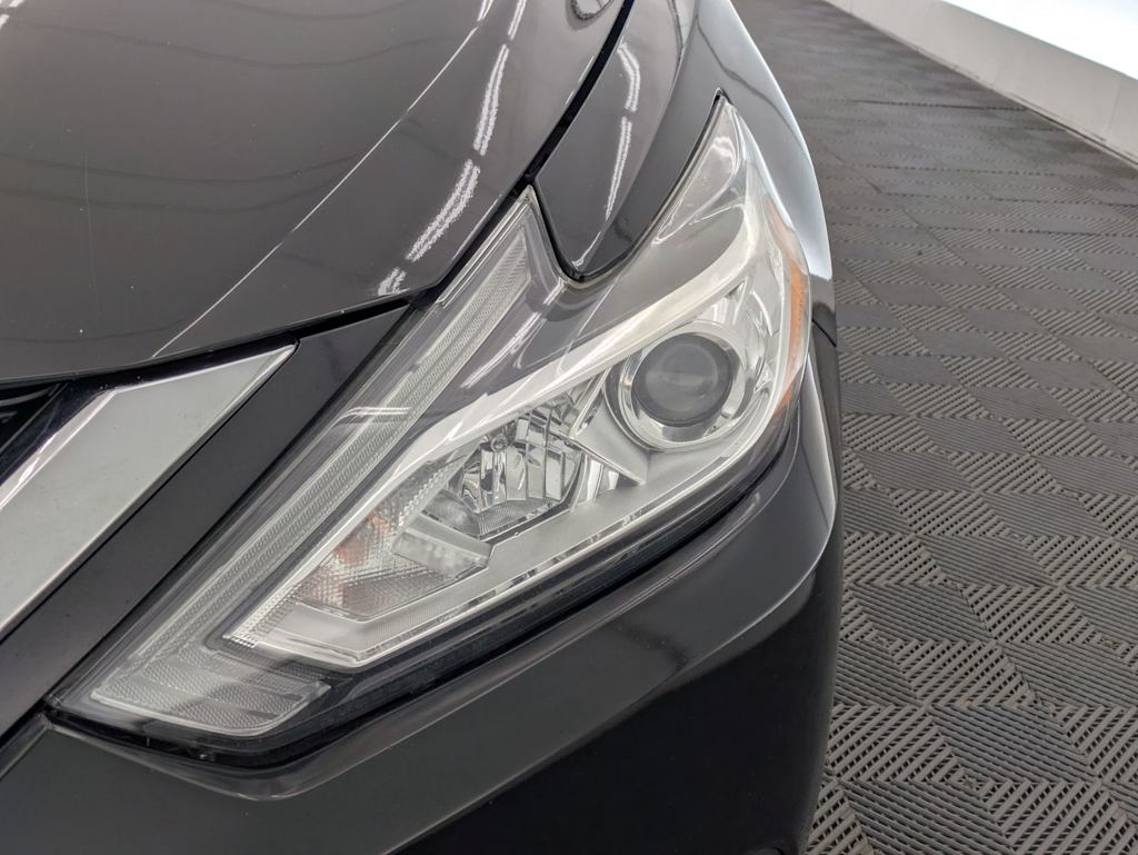 Thumbnail: 2018 Nissan Altima - 24