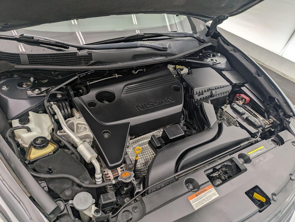 Thumbnail: 2018 Nissan Altima - 8