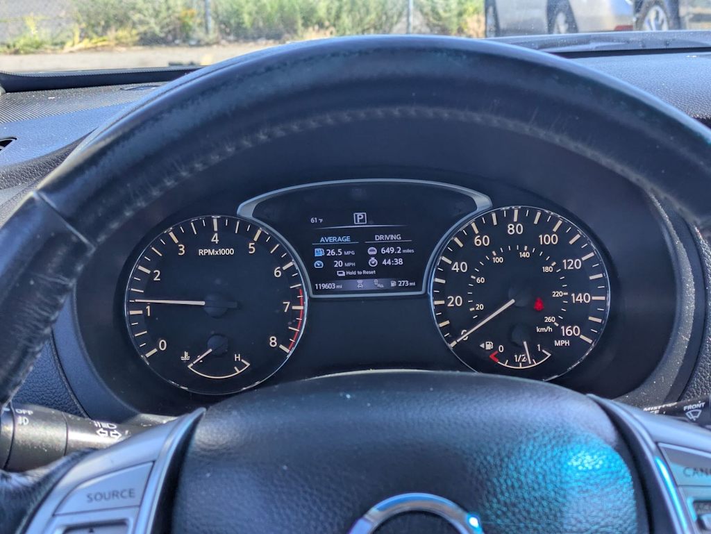 Thumbnail: 2018 Nissan Altima - 16